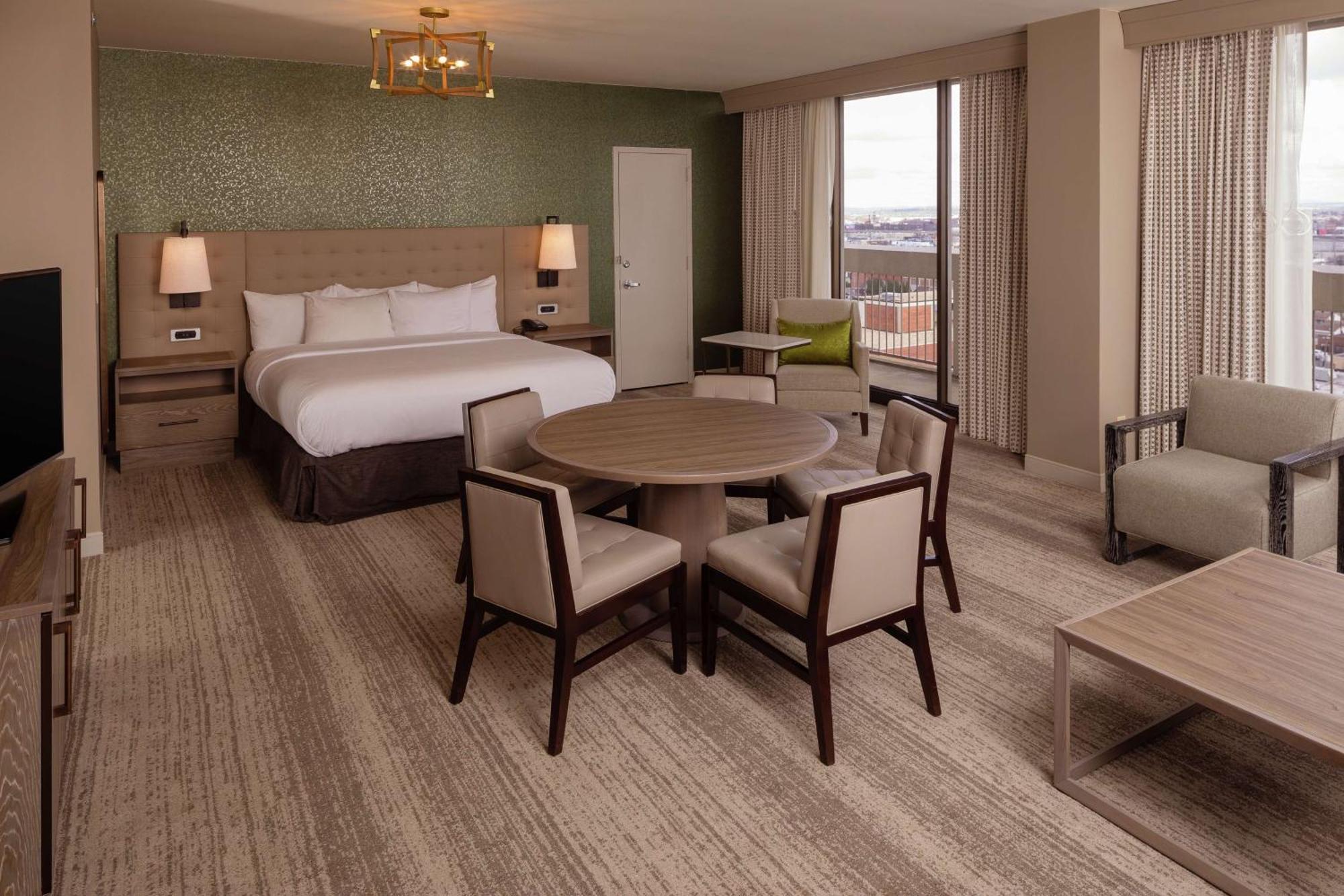Hilton Birmingham Downtown At Uab Hotel Exterior foto